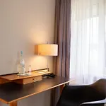 Garner By Ihg Hotell 3*