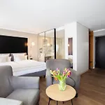 Hotell Garner By Ihg 3*