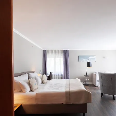 Select Hotel