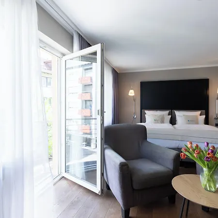 Garner By Ihg Hotel 3*