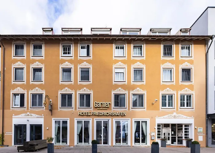 Select 3* Friedrichshafen