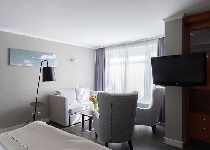 Select 3* Friedrichshafen