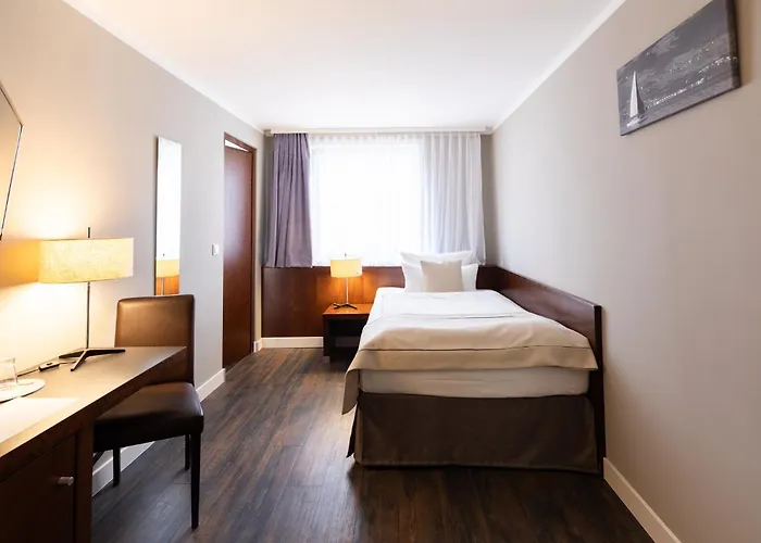 Garner By Ihg Отель Фридрихсхафен