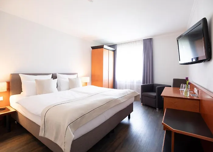 Отель Garner By Ihg 3*